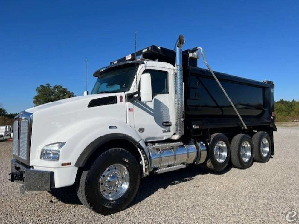 2024 Kenworth T880