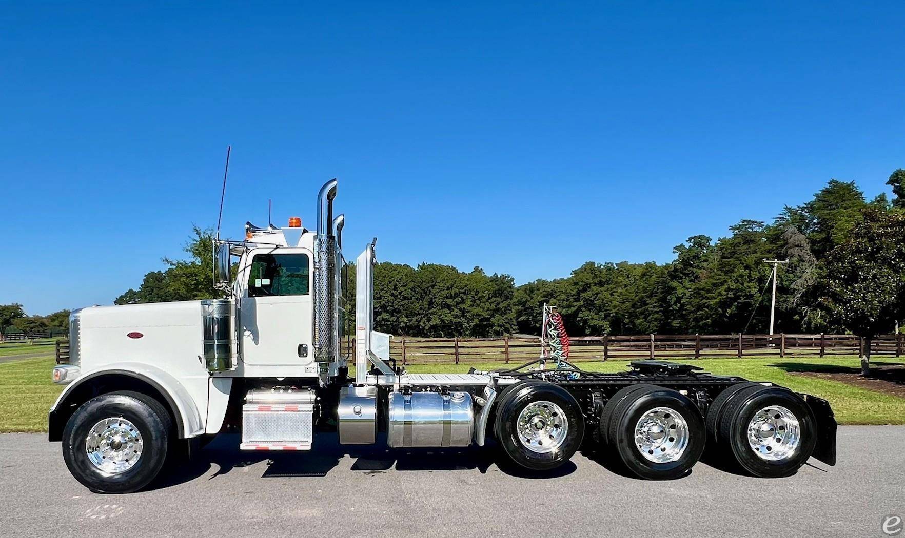 2018 Peterbilt 389