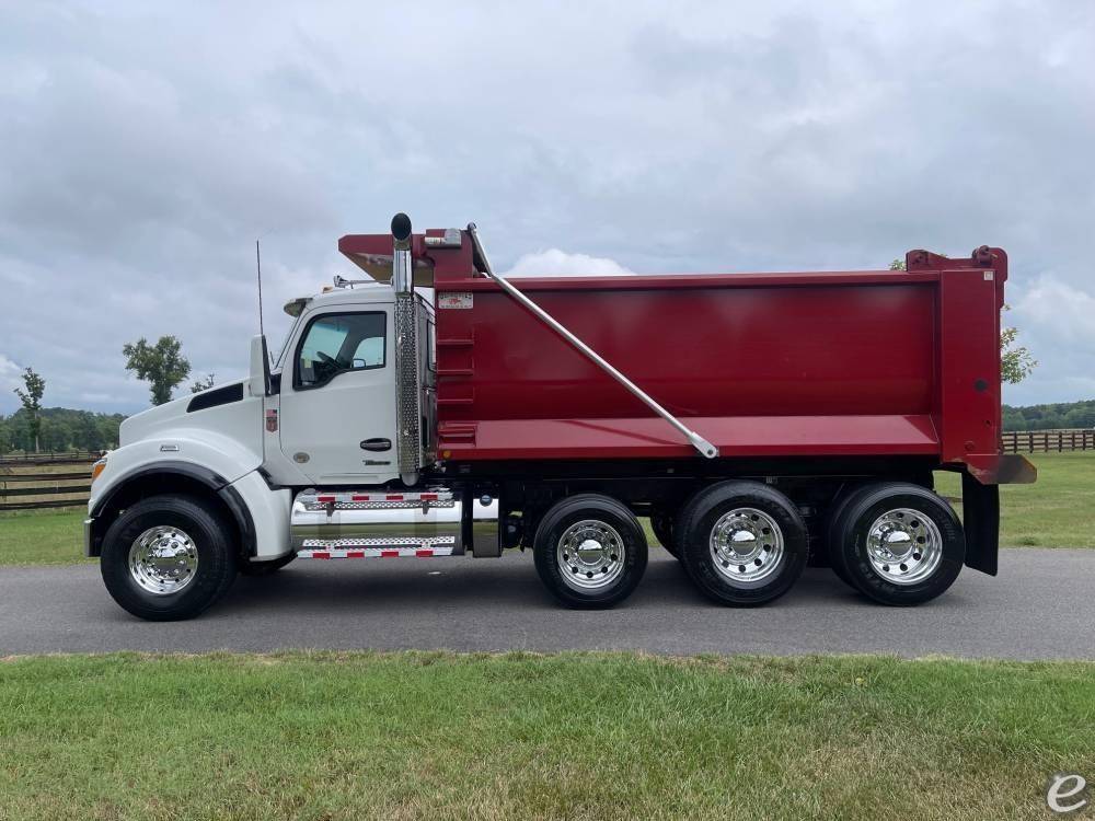 2024 Kenworth T880S