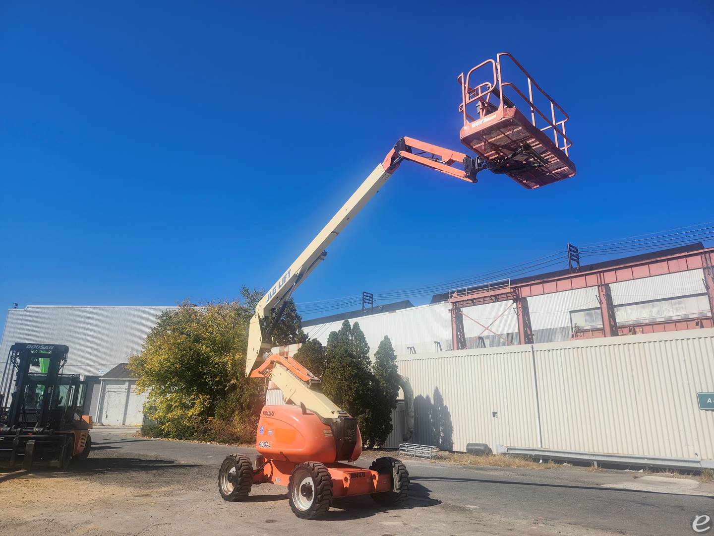 2012 JLG 600AJ