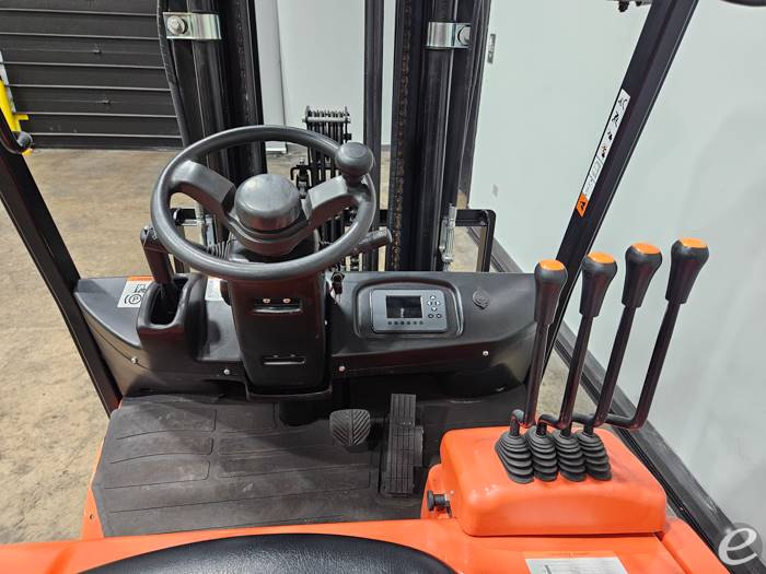 2023 Viper Lift Trucks FG25