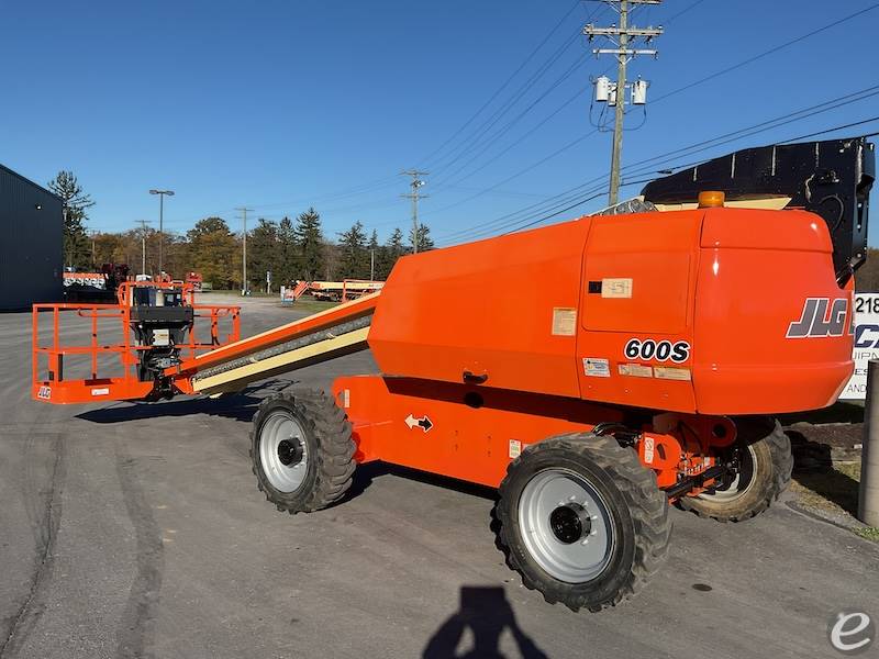 2016 JLG 600S