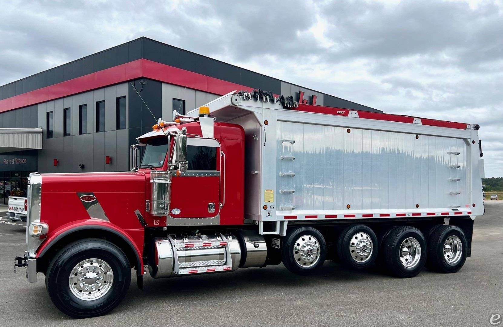 2016 Peterbilt 389