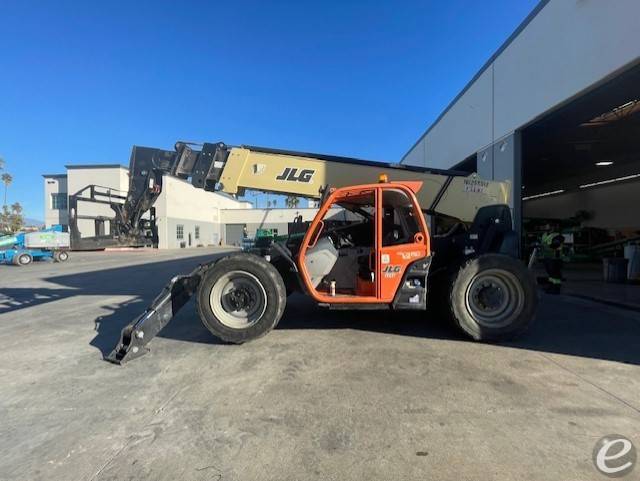 2017 JLG G12-55A