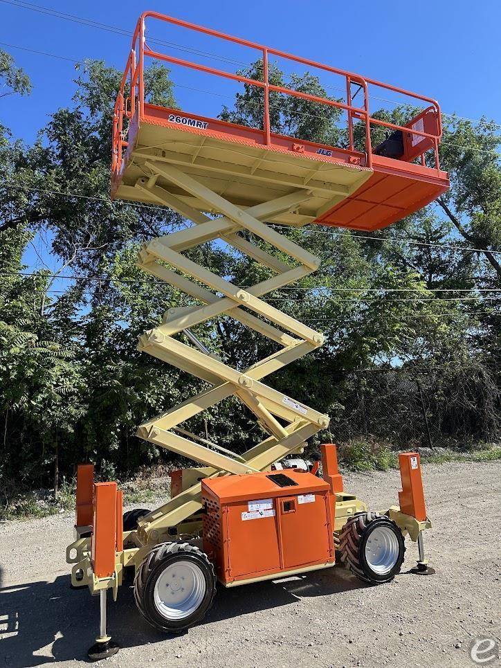 2015 JLG 260MRT