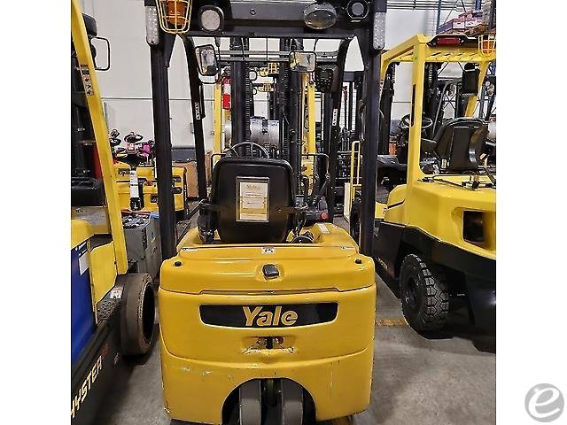 2015 Yale ERP035VT