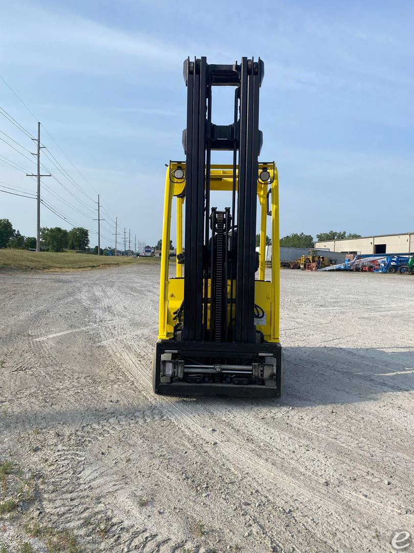 2017 Hyster J40XN