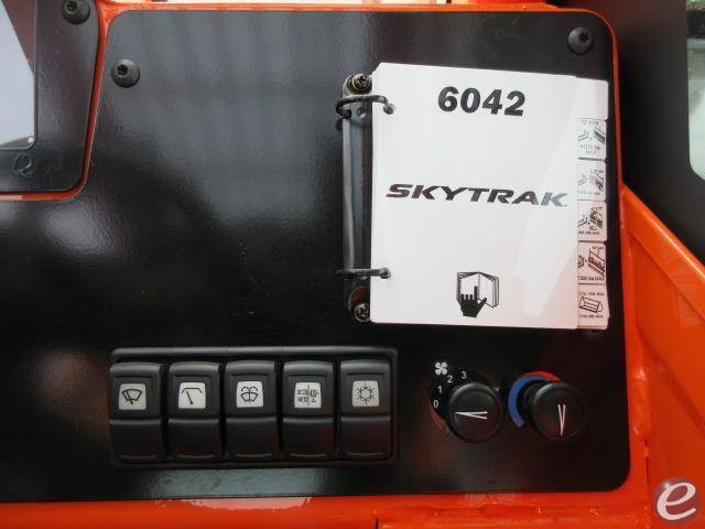 2024 Skytrak 6042