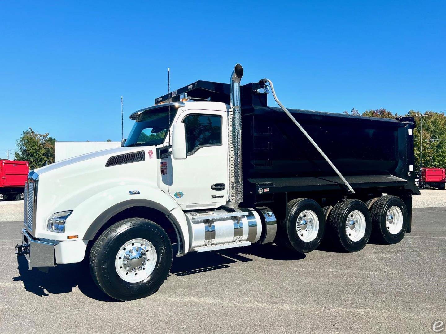 2024 Kenworth T880