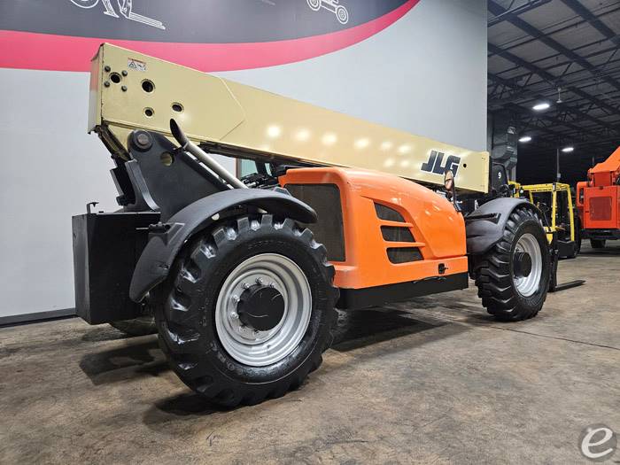 2015 JLG G9-43A