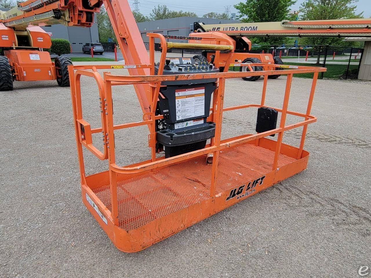 2009 JLG 1350SJP