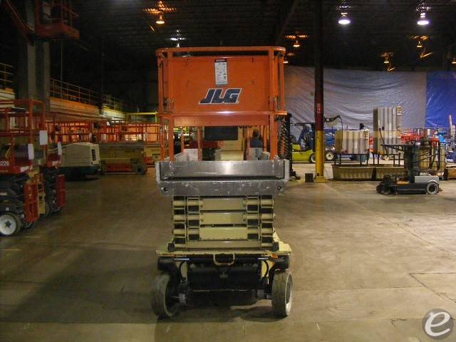 2007 JLG 2646ES