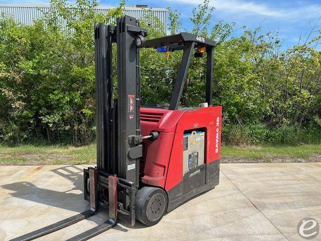 2017 Raymond 425C40TT Electric Stand Up End Control (Docker)       Forklift