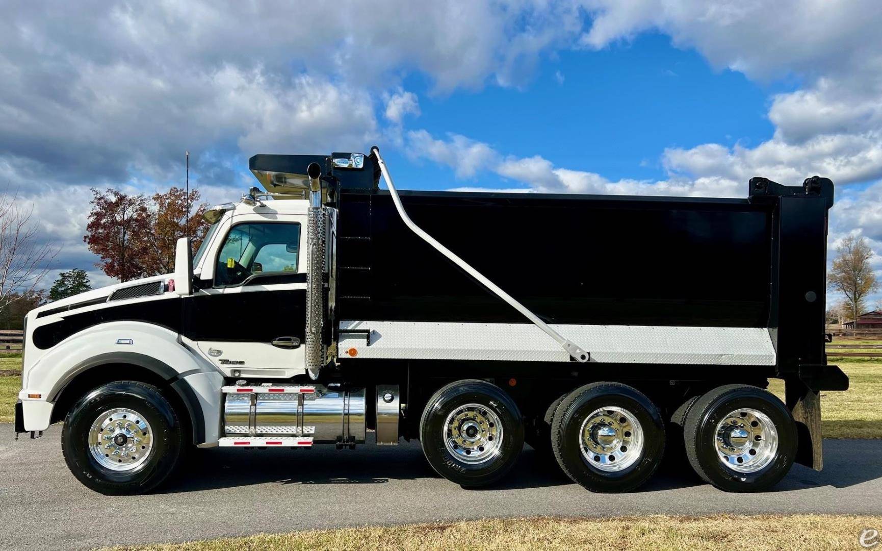 2019 Kenworth T880