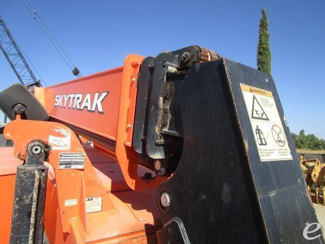 2019 Skytrak 8042