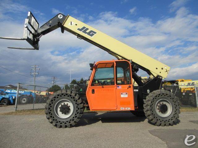 2015 JLG G9-43A