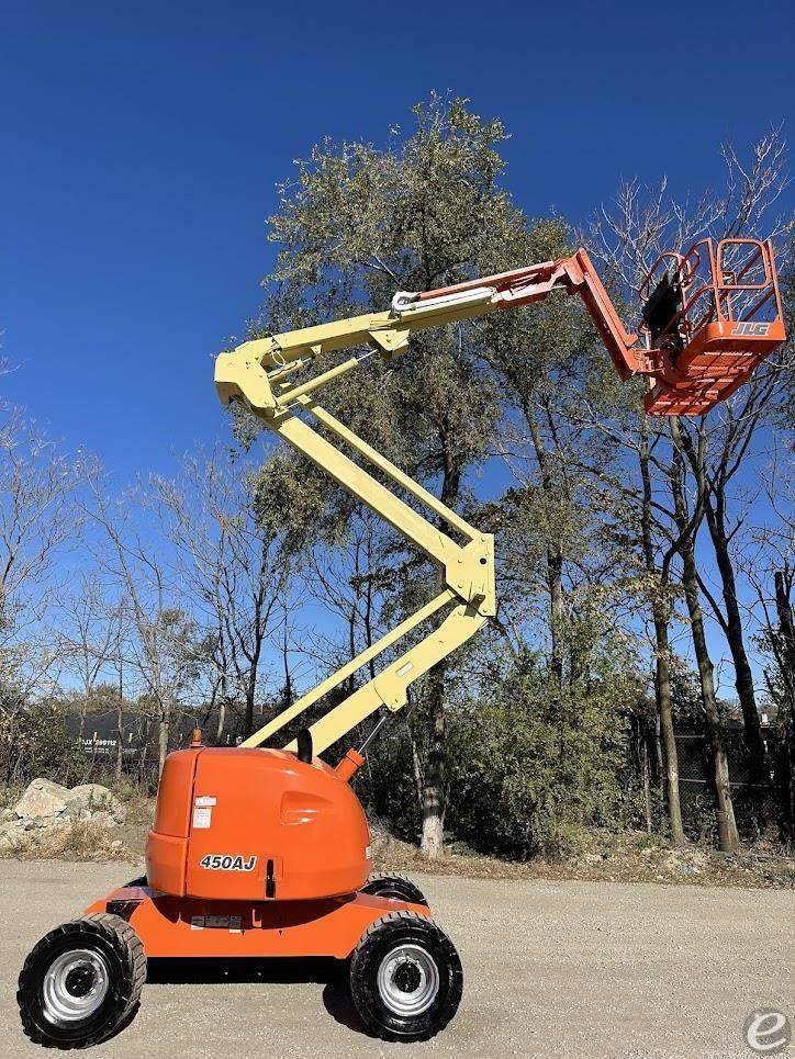 2014 JLG 450AJ