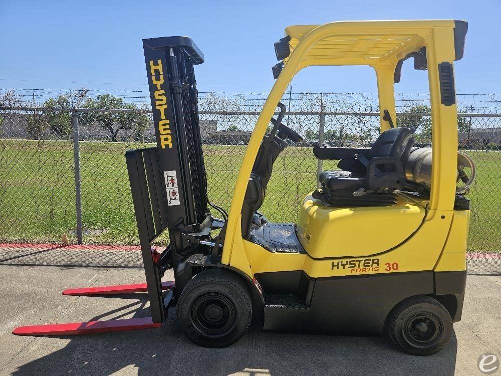 2017 Hyster H30FT