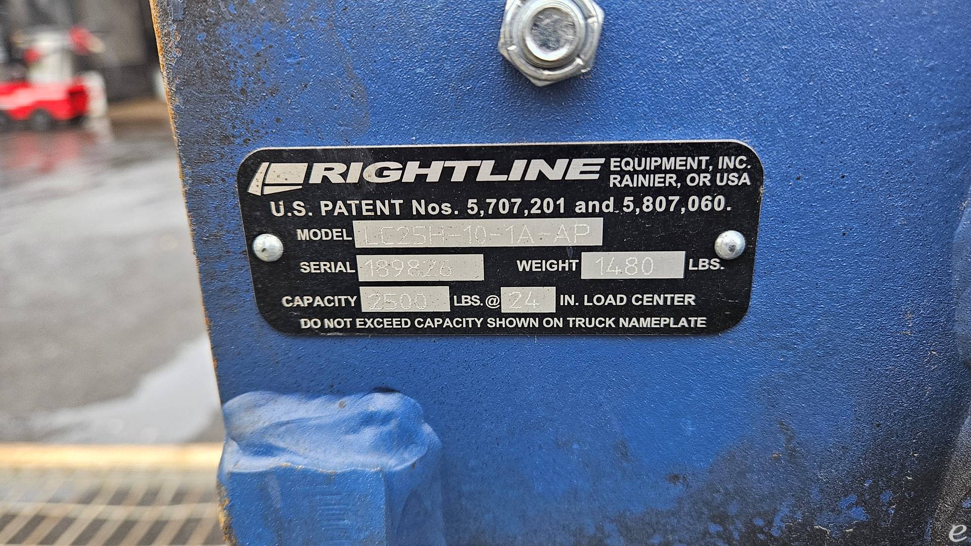 2018 Rightline LC25H-10-1A-AP