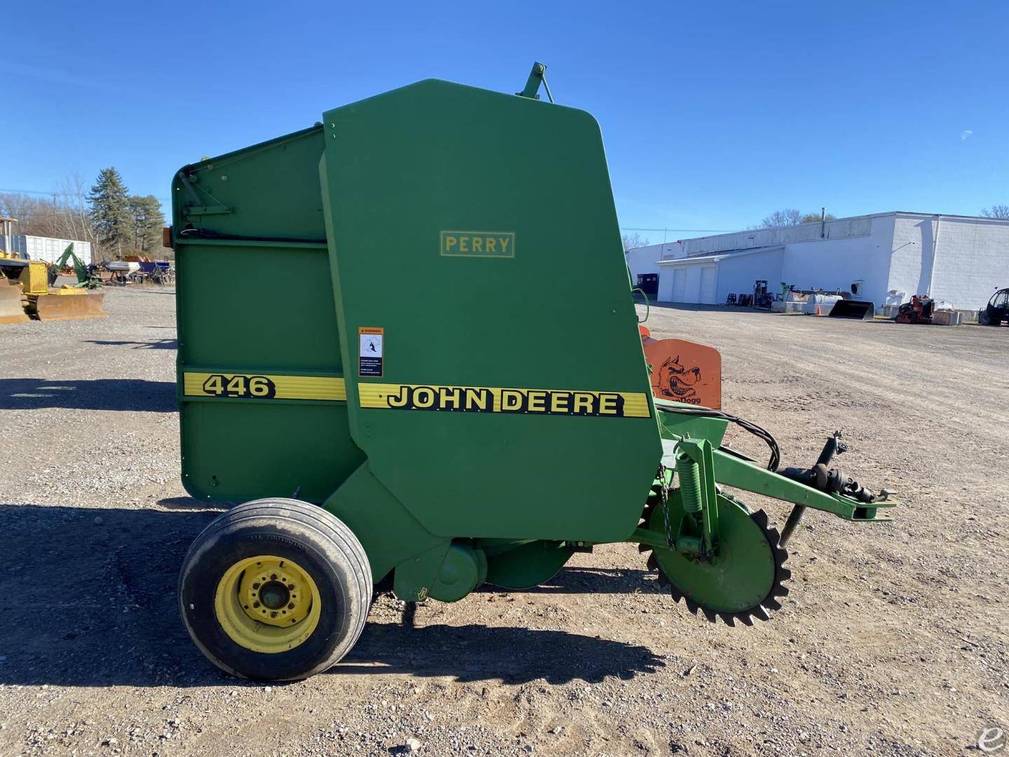 John Deere 446