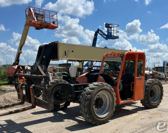 2015 JLG G6-42A