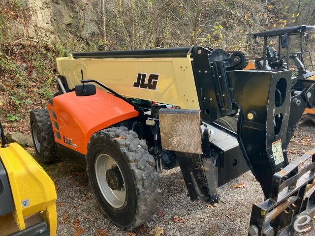 2021 JLG 1255