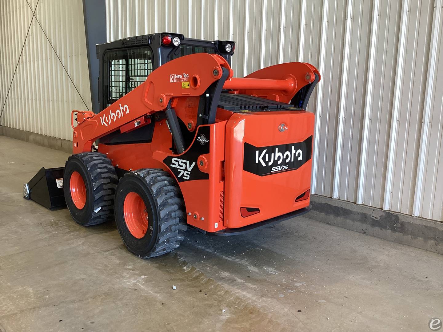 2024 Kubota SSV75PHFC