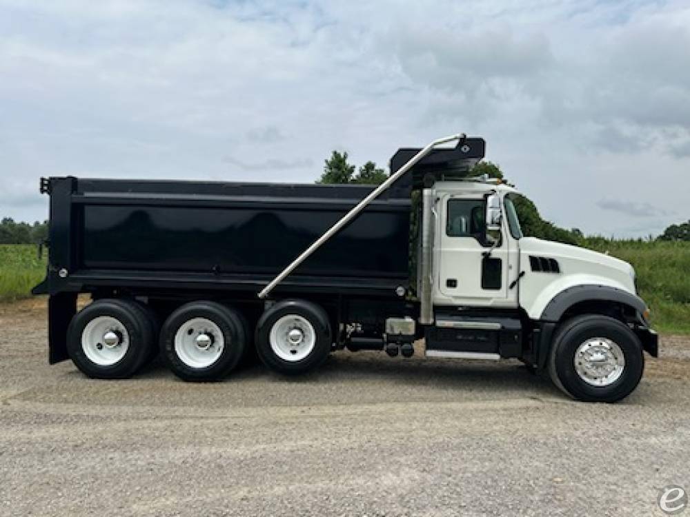 2023 Mack GRANITE 64FR