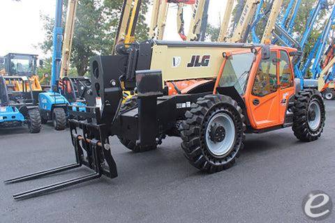 2017 JLG 1255