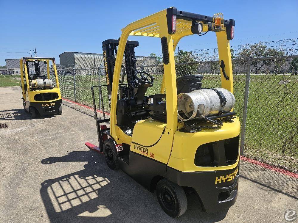 2017 Hyster H30FT