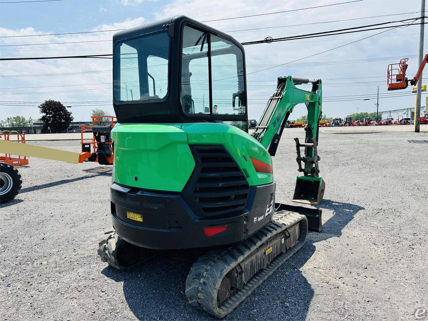 2017 Bobcat E32