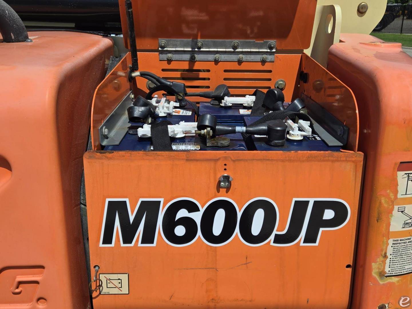 2015 JLG M600JP