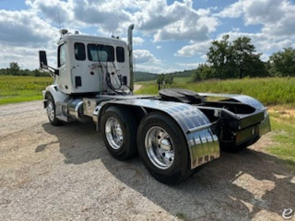 2019 Peterbilt 567