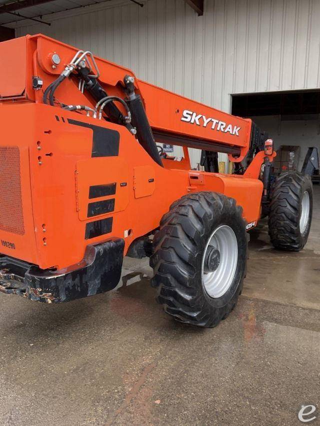 2019 Skytrak 10054