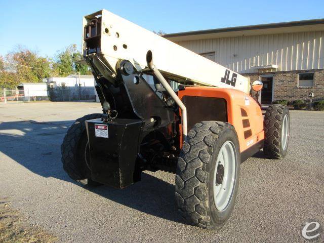 2015 JLG G6-42A