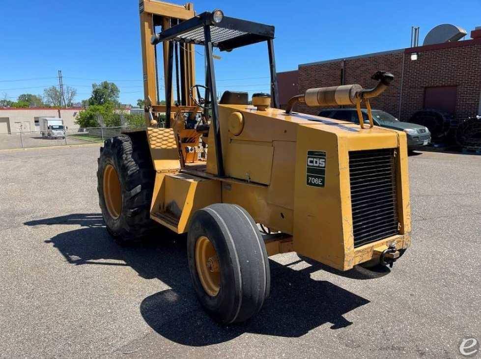 Case 586C Rough Terrain Rough Terrain - 123Forklift