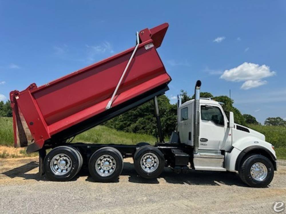 2024 Kenworth T880S