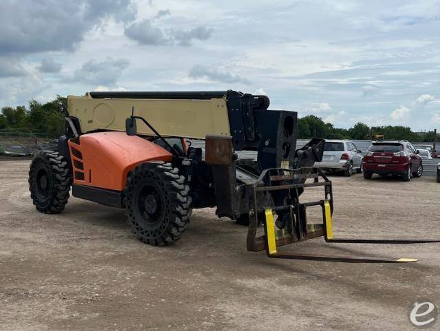 2017 JLG 1255