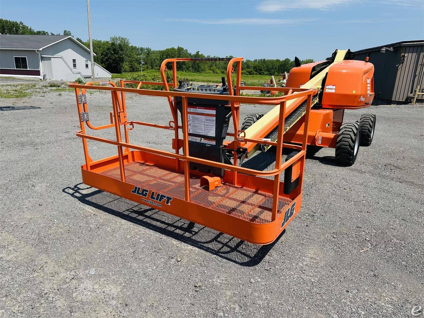 2015 JLG 400S