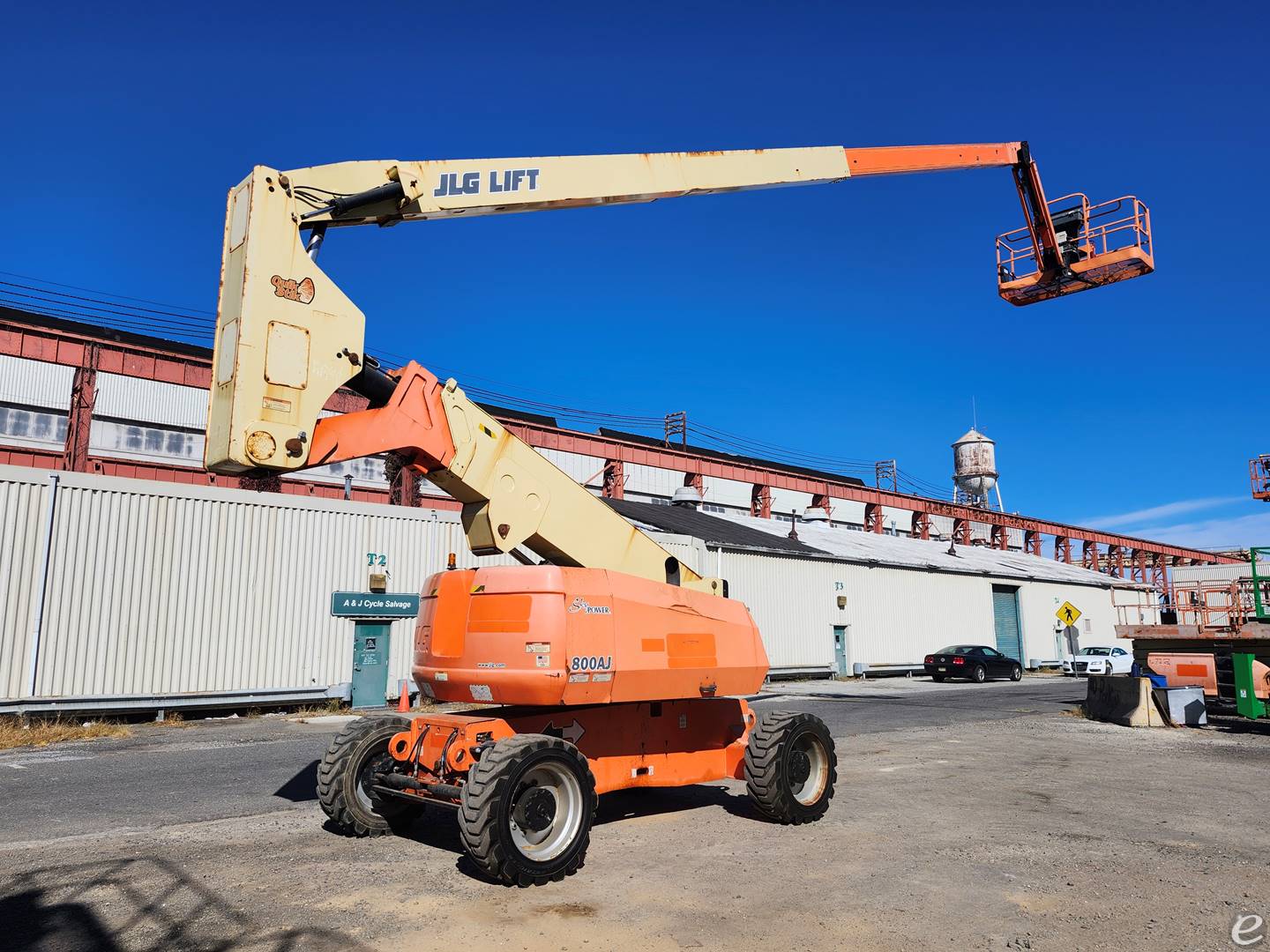 2017 JLG 800AJ