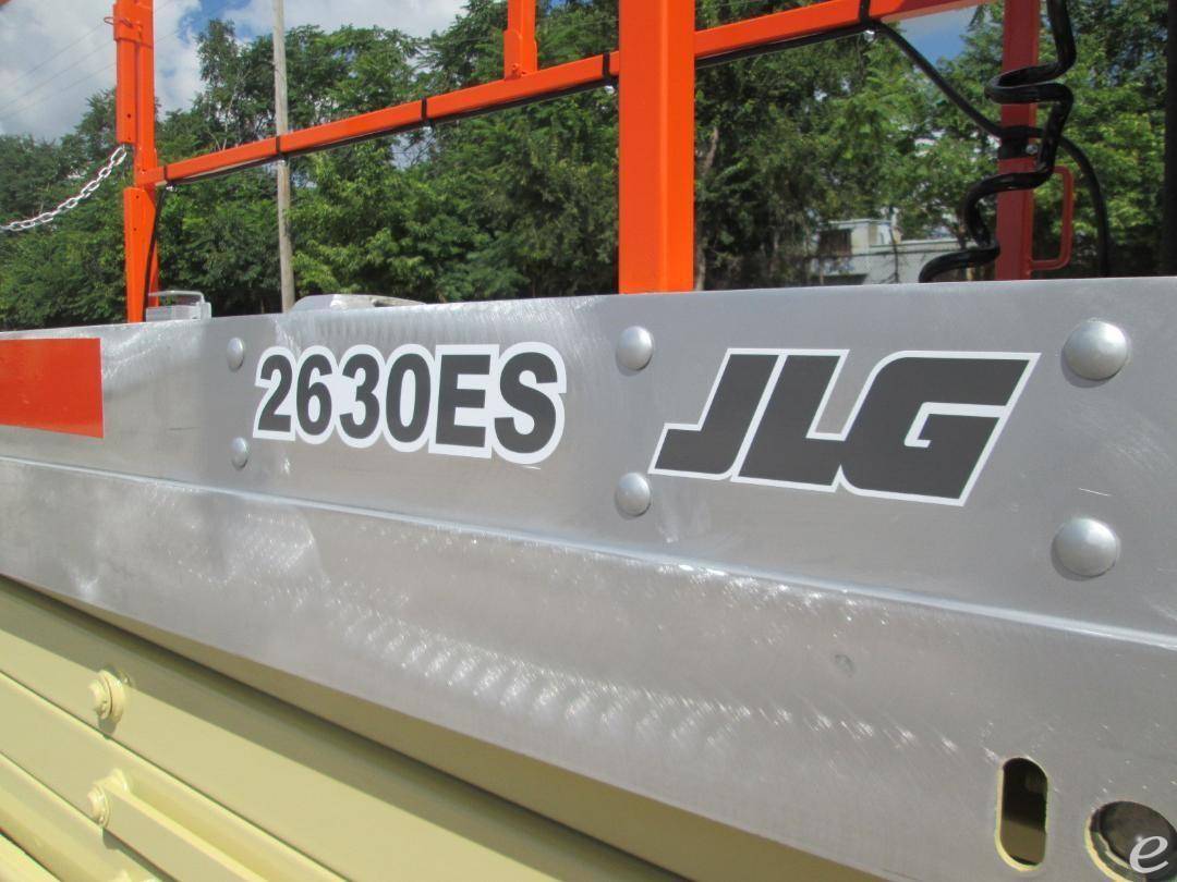 2015 JLG 2630ES