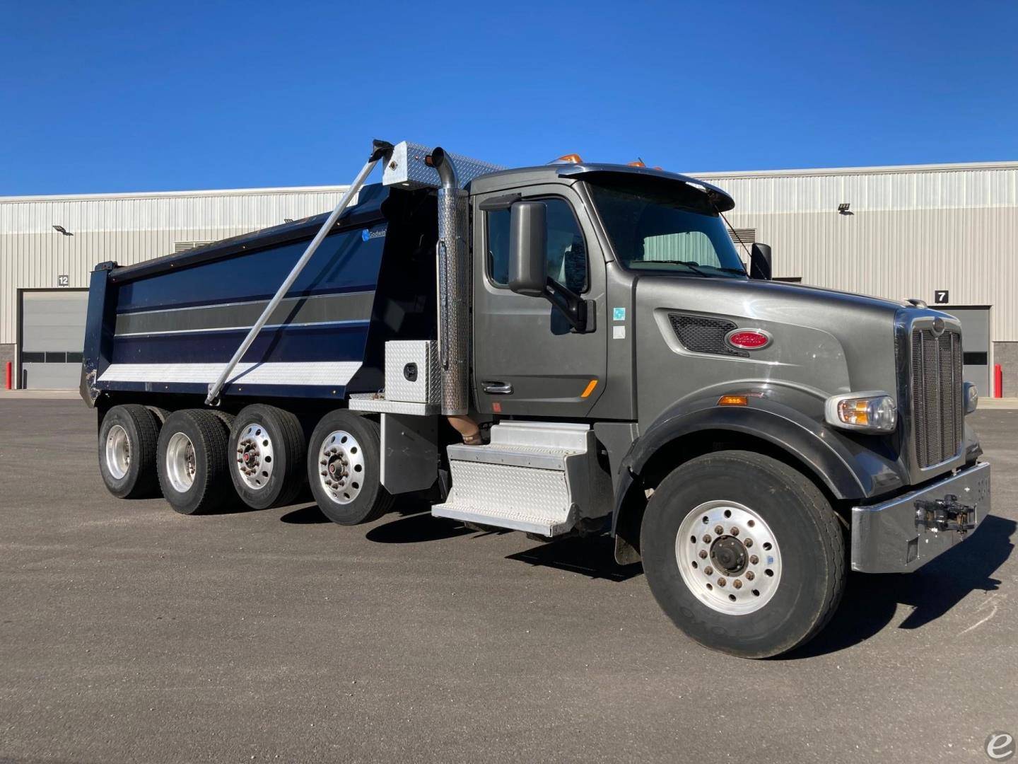 2021 Peterbilt 567