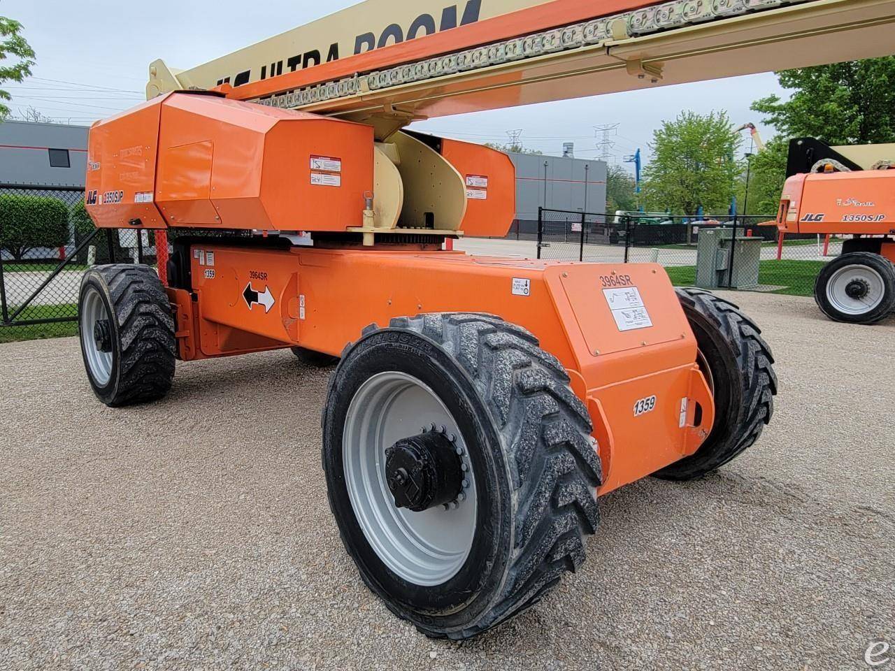 2009 JLG 1350SJP