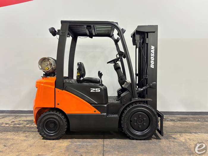 2017 Doosan G25N-7