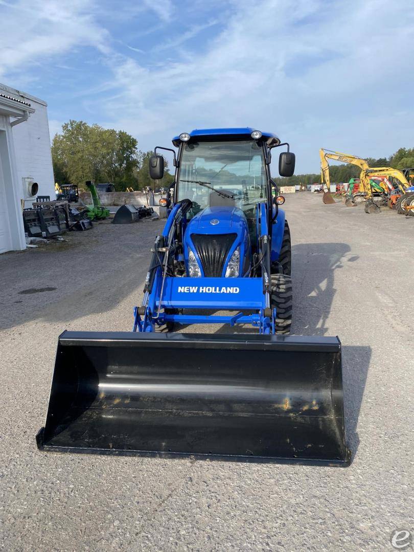 2017 New Holland BOOMER 37