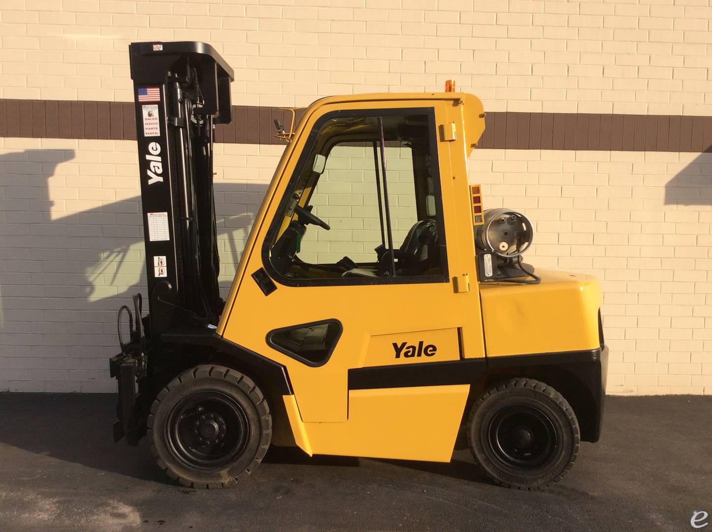 2003 Yale GLP090