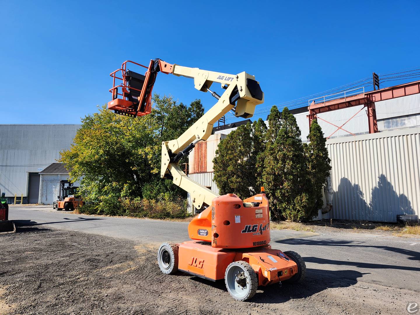 2013 JLG E400AJPN