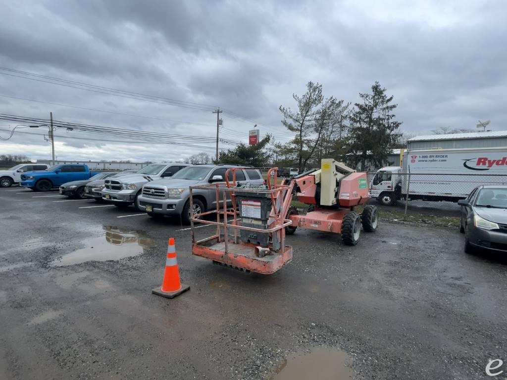 2015 JLG 340AJ