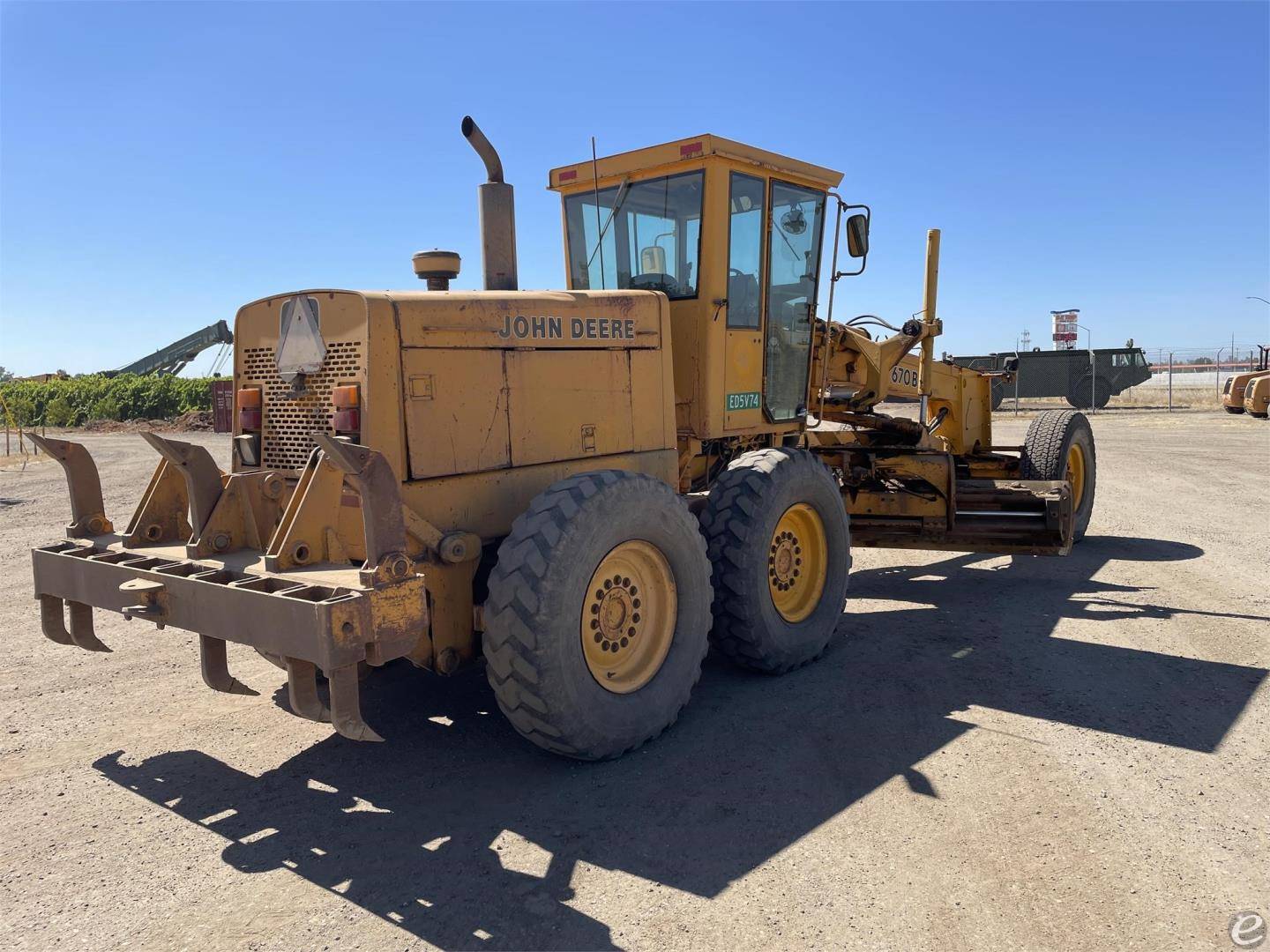 1988 John Deere 670B