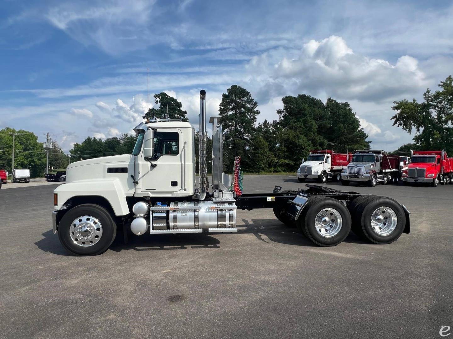 2024 Mack PINNACLE 64T